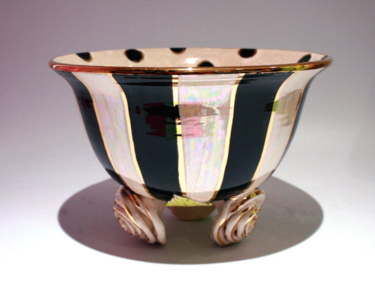 Medium Rose Footed Salad Bowl - MaryRoseYoung