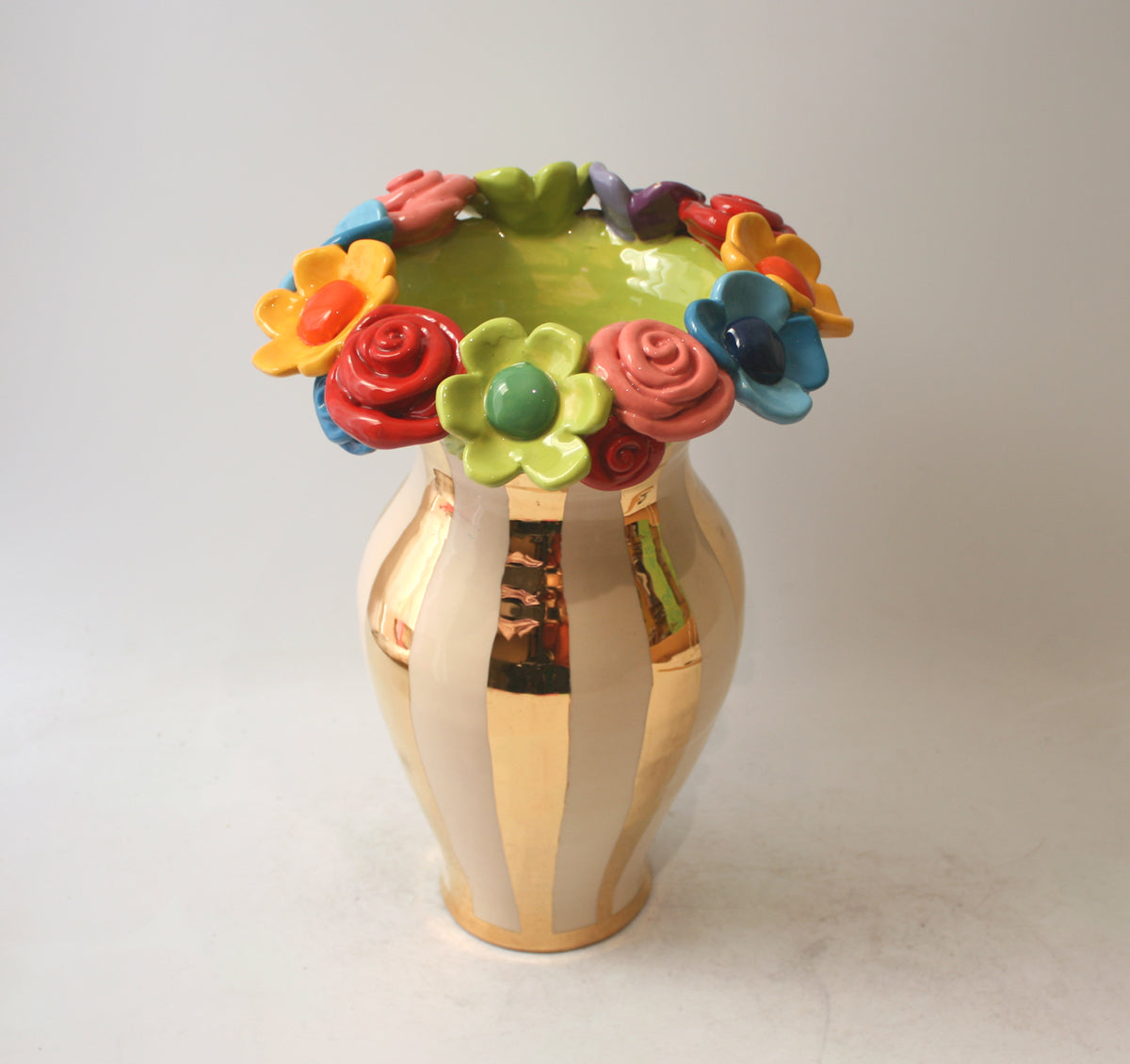 Large Multiflower Encrusted Vase in Gold and White Stripes