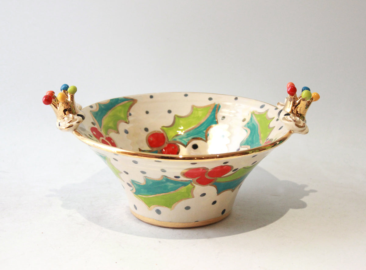 Small Crown Edged Serving Bowl in Holly