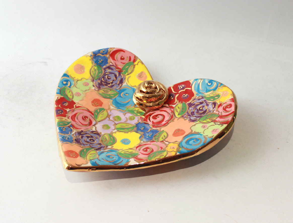 Large Heart Shaped Soap Dish in Pastel Blooms
