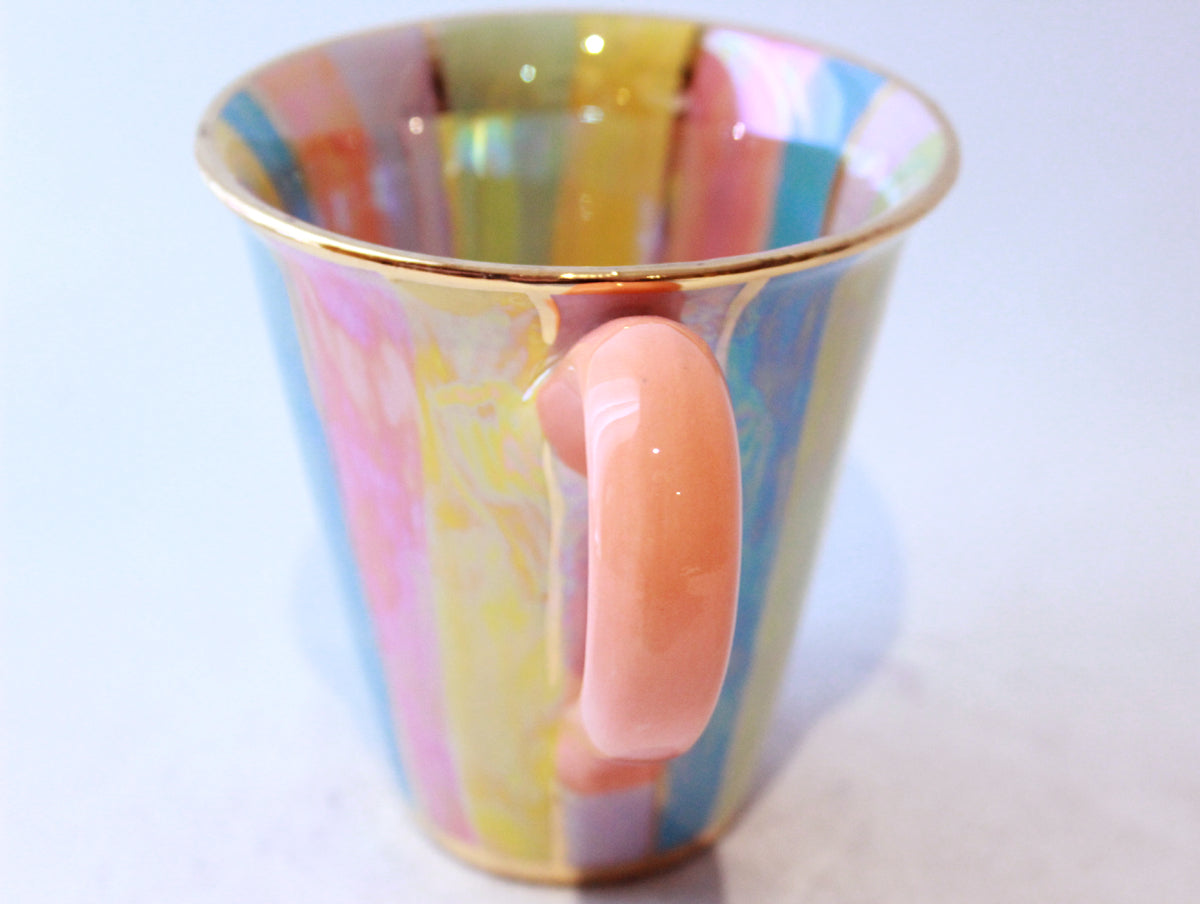 New Shape Large Mug in Pale Stripes