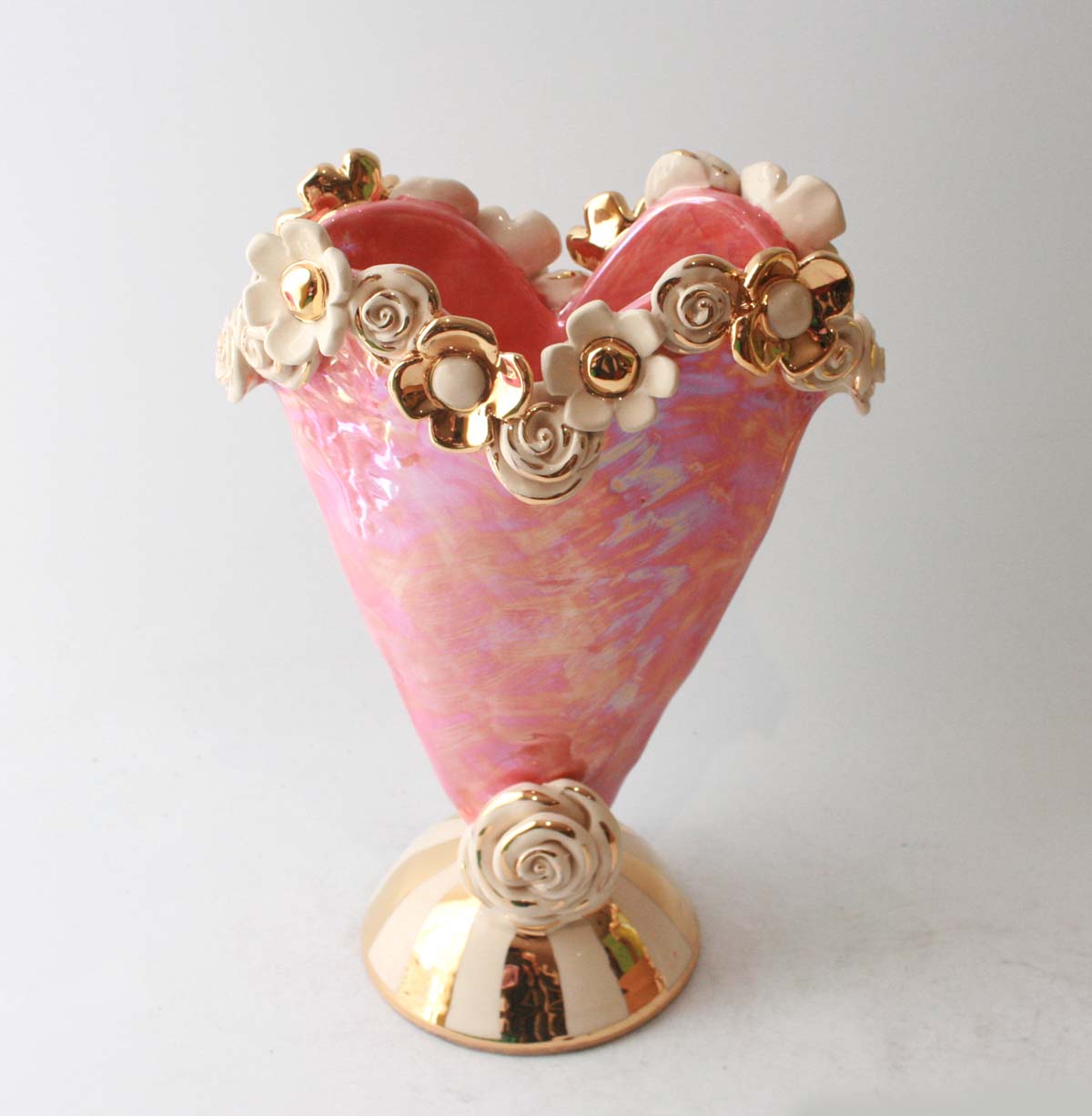 Medium Multiflower Encrusted Heart Vase in Iridescent Pink