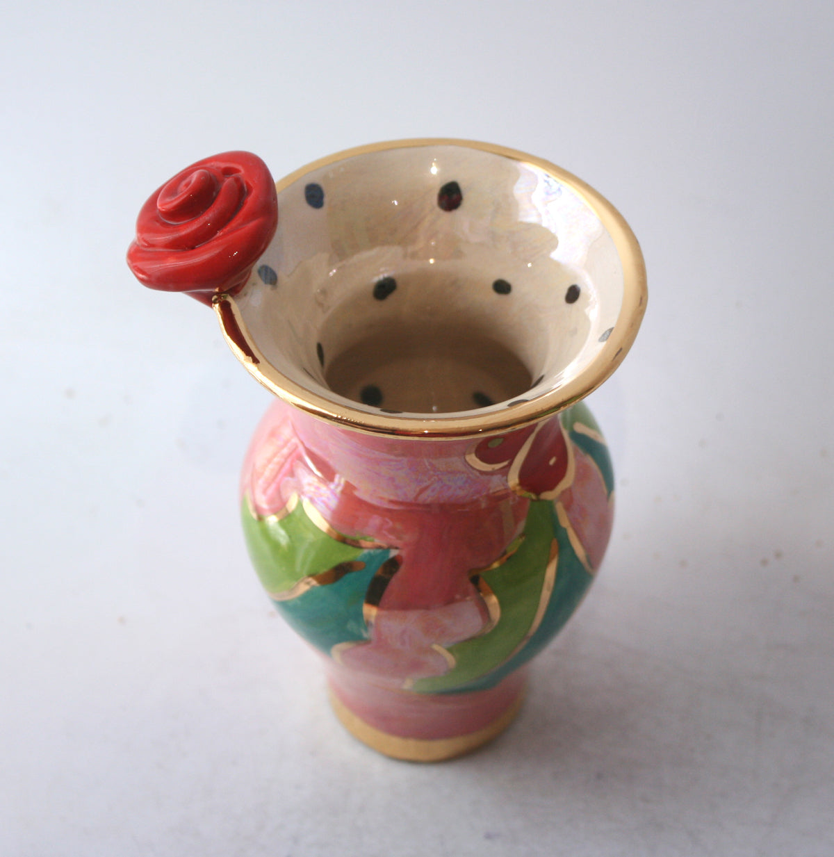 Tiny Vase in Holly on Pink