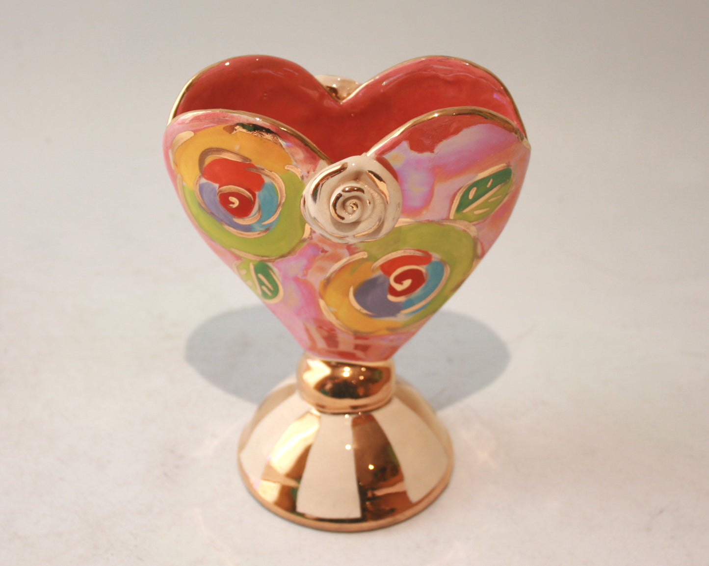 Baby Heart Vase in Lustred New Rose Pink