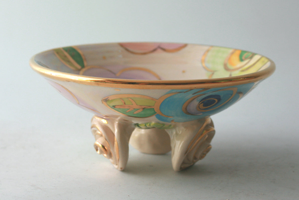 Rose Footed Dish in Pale Roses