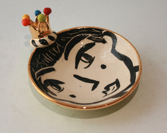 Crown Face Saucer - Darcy