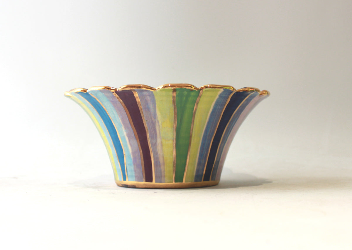 Small Fluted Serving Bowl in Lustred Stripe