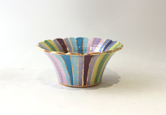 Small Fluted Serving Bowl in Lustred Stripe