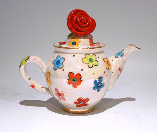 Tiny Rose Lidded Teapot In Daisy
