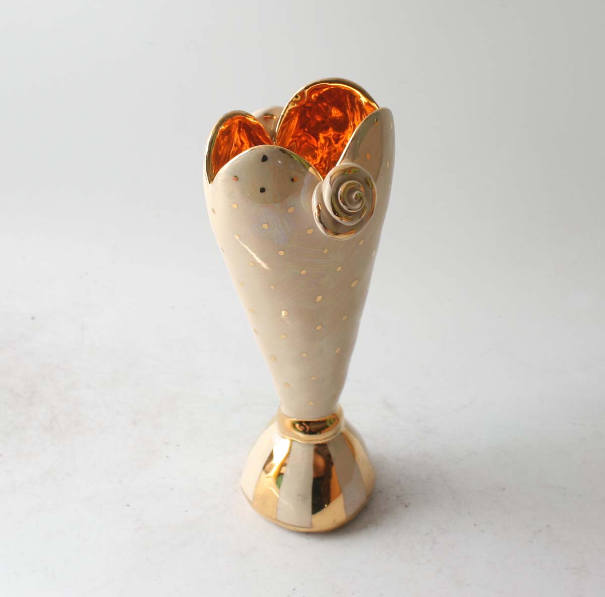 Tiny Heart Vase with Gold Flecks