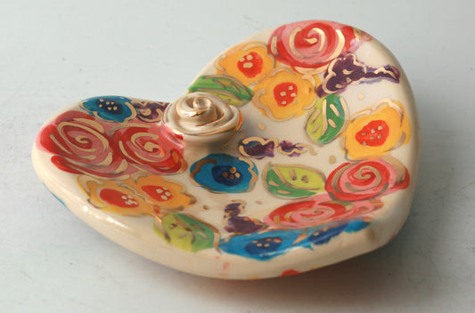 Heart Shaped Soap Dish in Vintage Floral - MaryRoseYoung