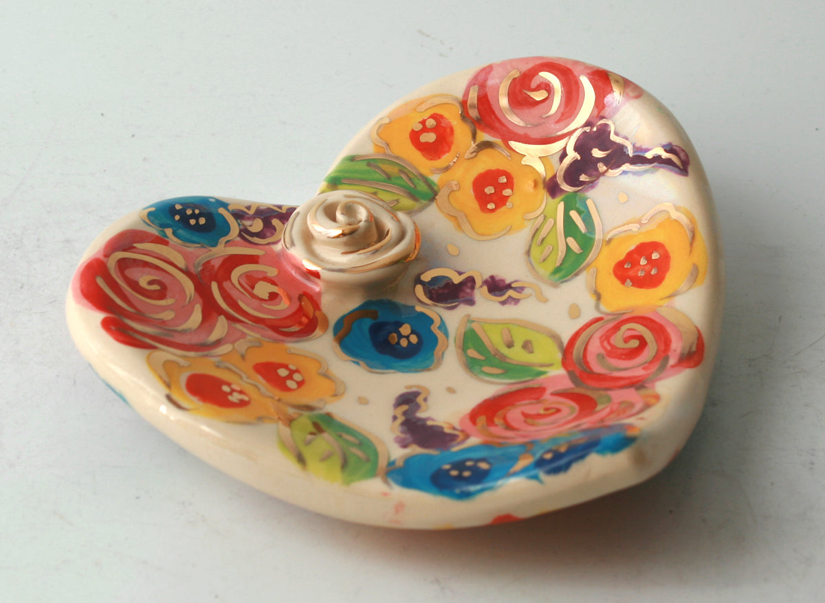 Heart Shaped Soap Dish in Vintage Floral - MaryRoseYoung