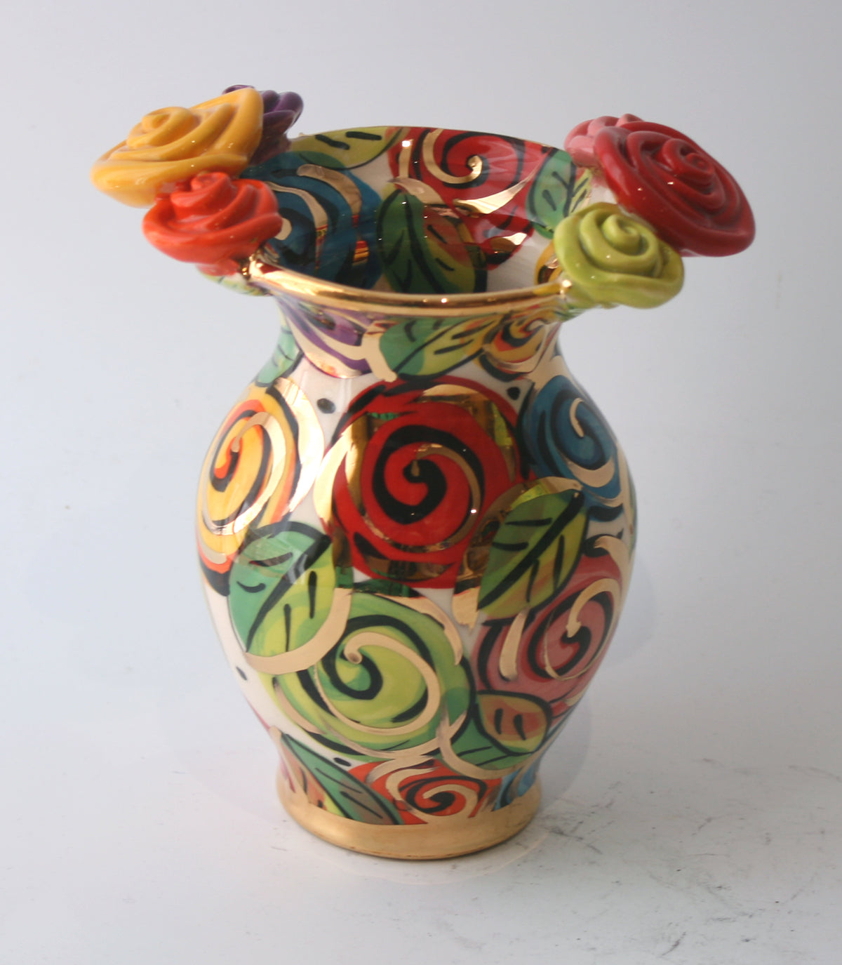 Posy Vase in White Rosebush